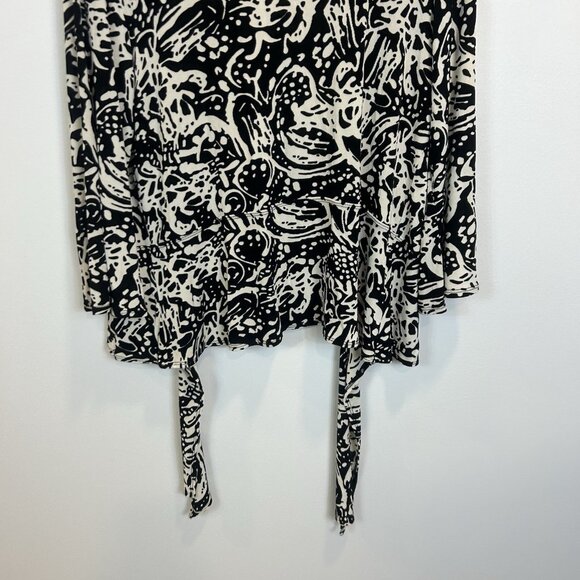 Chico's Travelers Size 2 Large tie Front Slinky Cardigan Top Black white Stretch - Picture 8 of 8